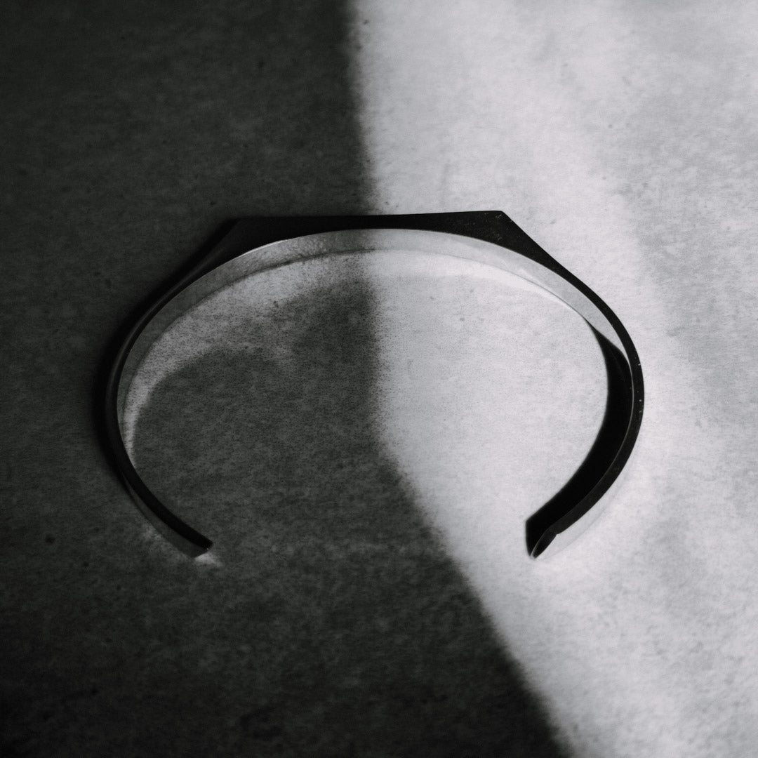 Signet Cuff Bracelet (Silver)