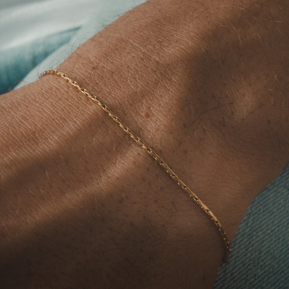 Linear Bracelet 1.3mm (Gold)
