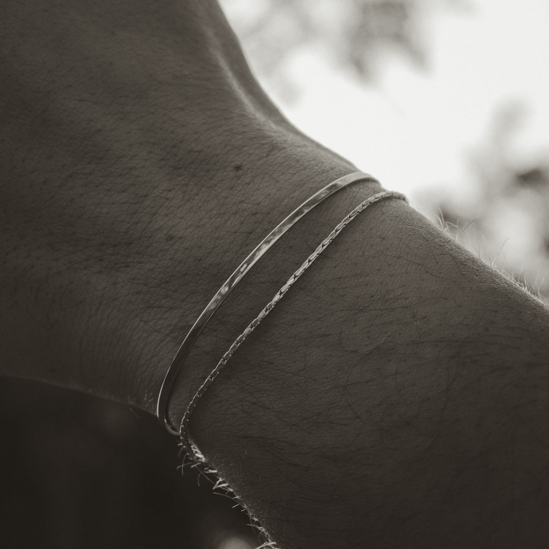 Linear Bracelet 1.3mm (Silver)