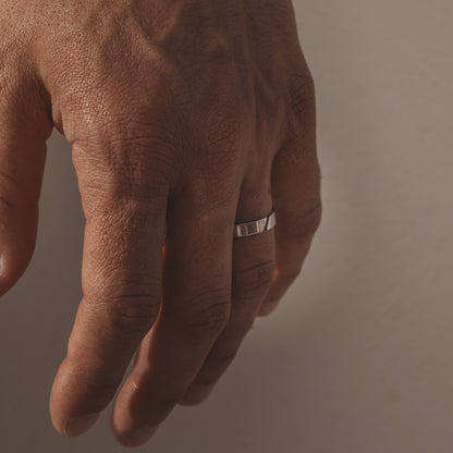 Minimal Ring (Silver)