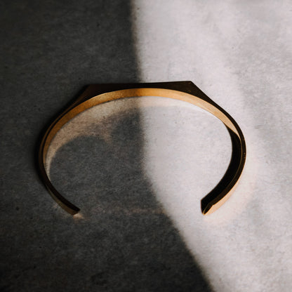 Signet Cuff Bracelet (Gold)